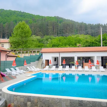 влахов ساباريفا بانيا