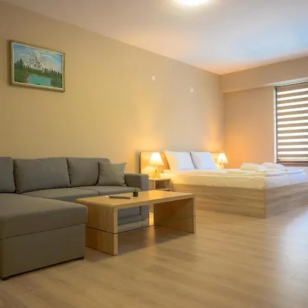 влахов Πανσιόν 3*