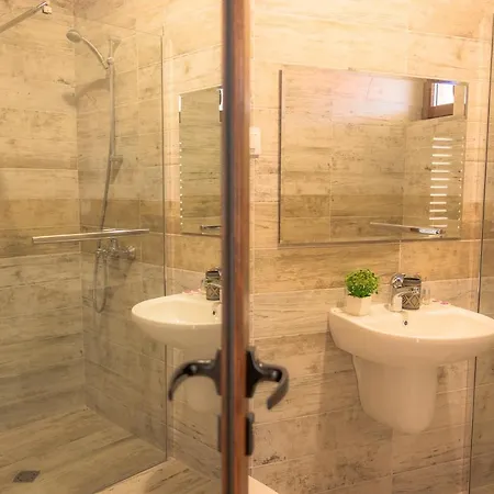 влахов ساباريفا بانيا